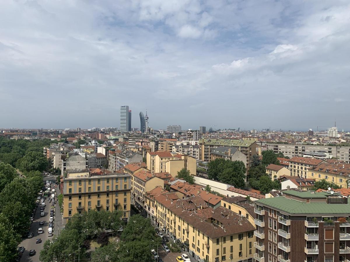 Monolocale Con Vista Su Milano Apartment ภายนอก รูปภาพ